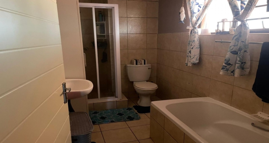 4 Bedroom Property for Sale in Kathu Northern Cape